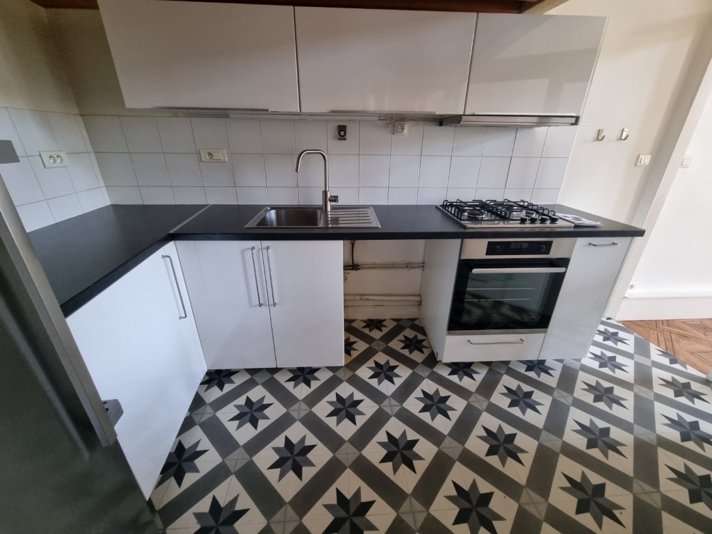 APPARTEMENT T6 A LOUER - LYON 2EME ARRONDISSEMENT Bellecour-Sala - 222.39 m2 - 2 185 &euro; charges comprises par mois