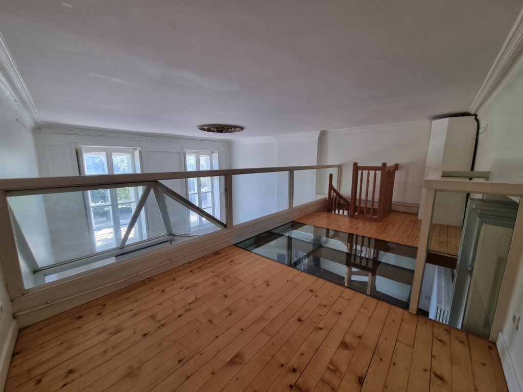 APPARTEMENT T6 A LOUER - LYON 2EME ARRONDISSEMENT Bellecour-Sala - 222.39 m2 - 2 185 &euro; charges comprises par mois