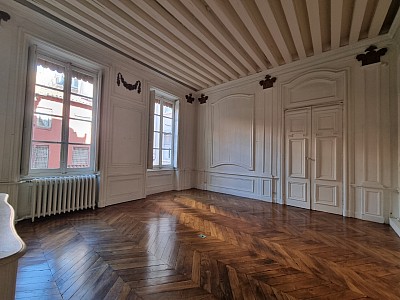 APPARTEMENT T6 A LOUER - LYON 2EME ARRONDISSEMENT Bellecour-Sala - 222.39 m2 - 2 185 &euro; charges comprises par mois