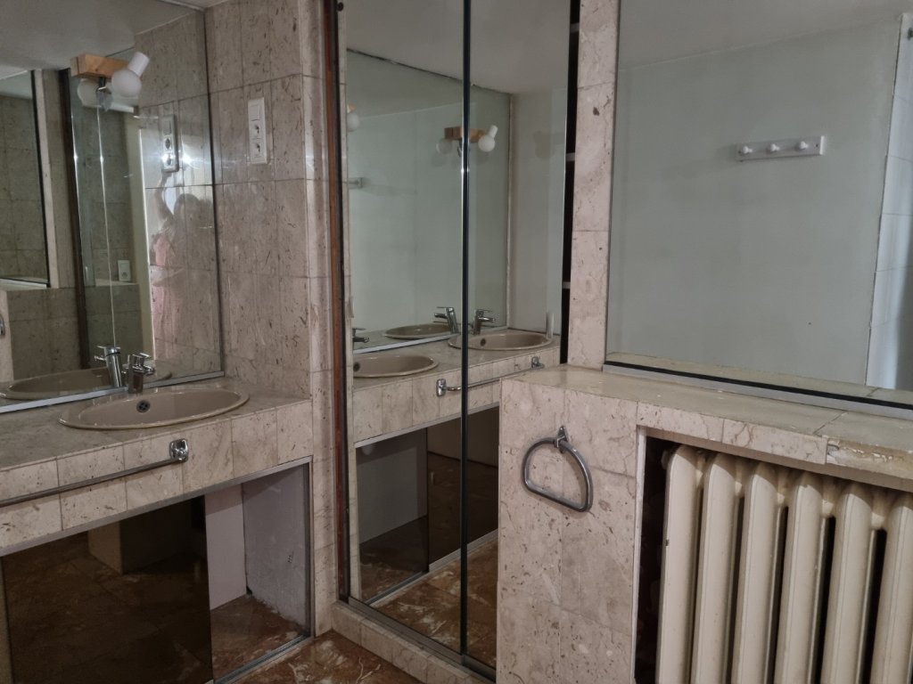 APPARTEMENT T6 A LOUER - LYON 2EME ARRONDISSEMENT Bellecour-Sala - 222.39 m2 - 2 185 &euro; charges comprises par mois
