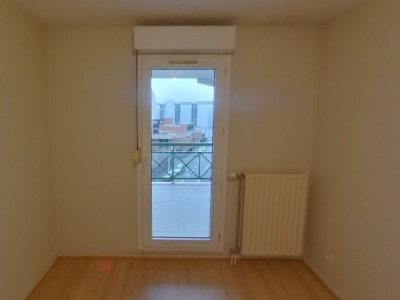 APPARTEMENT T6 A LOUER - LYON 3EME ARRONDISSEMENT - 136.24 m2 - 1795 € charges comprises par mois