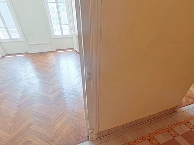 APPARTEMENT T6 A LOUER - LYON 6EME ARRONDISSEMENT l Europe - 218.35 m2 - 2500€ charges comprises par mois