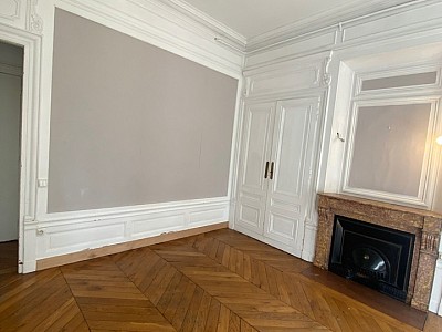 APPARTEMENT T6 A LOUER - LYON 6EME ARRONDISSEMENT Puvis de Chavannes - 148.44 m2 - 2 264,42 € charges comprises par mois