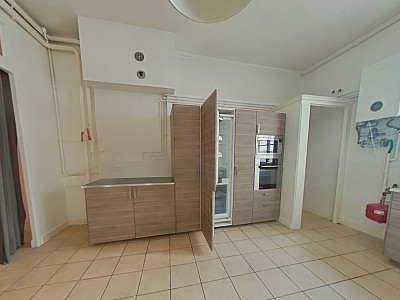 APPARTEMENT T7 A LOUER - LYON 2EME ARRONDISSEMENT Bellecour-a Gourjus - 279.98 m2 - 3 170 &euro; charges comprises par mois