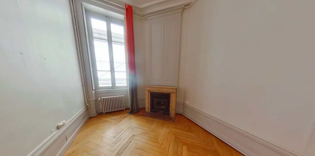 APPARTEMENT T7 A LOUER - LYON 2EME ARRONDISSEMENT Vaubecour-Mairie - 224.36 m2 - 3 150 &euro; charges comprises par mois
