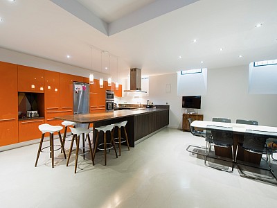 APPARTEMENT T7 A LOUER - LYON 6EME ARRONDISSEMENT Marechal Lyautey - 244.77 m2 - 4104,95€ charges comprises par mois