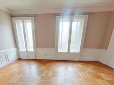 APPARTEMENT T7 A LOUER - LYON 6EME ARRONDISSEMENT - 219.09 m2 - 2230 € charges comprises par mois